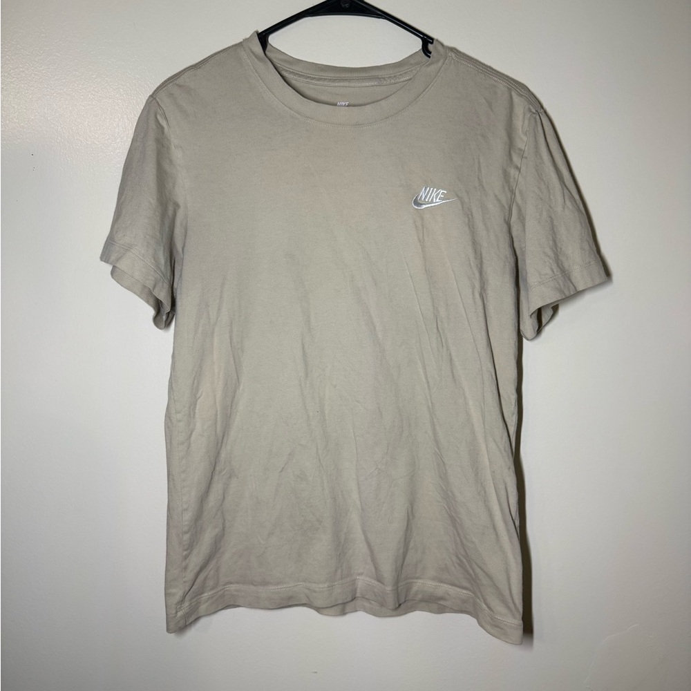 Nike Women's Beige Short Sleeve Tee